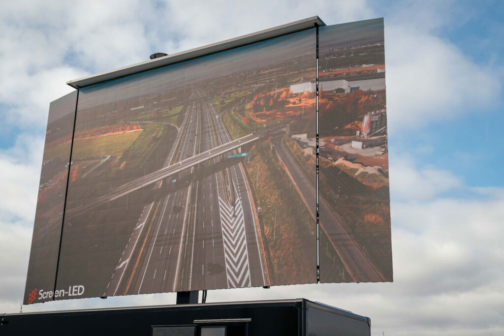 2026 Screen led MobiLED 81